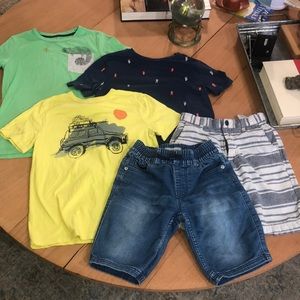 Boys bundle (4) size 8 🛹